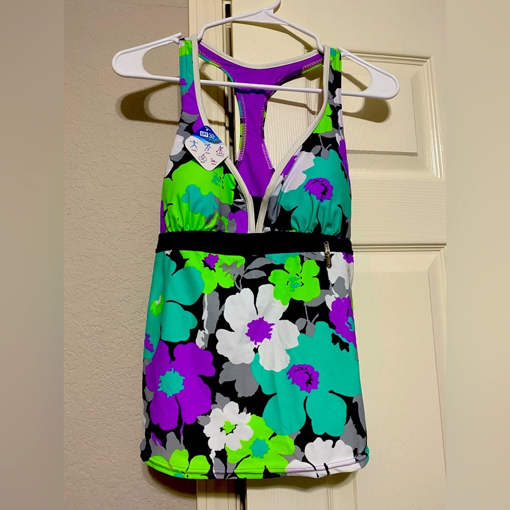 ZeroXposur swim gear top